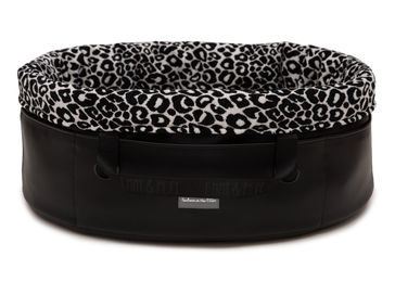 Produktbild von Wau-Snuggle Hundekorb Cruella Oval Schwarz Größe S aus Kunstleder