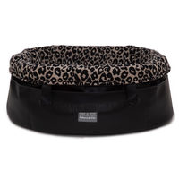 Produktbild von Wau-Snuggle Hundekorb Leo Silver Oval aus Kunstleder Größe S