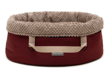 Produktbild von Wau-Snuggle Hundekorb Velvet Oval aus Plüsch Größe S Rot wasserabweisend