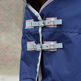 Produktbild von WeatherBeeta Comfitec Essential Combo Schwere Pferdedecke mit langem Hals Navy Silber Rot