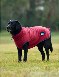 Weatherbeeta Comfitec Hundemantel aus Polyester mit Reißverschluss in Rot, Burgundy/Navy oder Blau – Bild 1 von 8