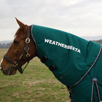 Produktbild von Weatherbeeta Comfitec Plus Dynamic Turnout Pferdedecke mit Hals mit 100g Füllung Größe S