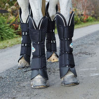 Produktbild von WeatherBeeta Deluxe Transportgamaschen für Pferd und Pony in Schwarz Größe Full