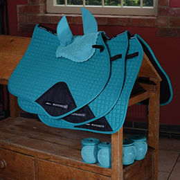 WeatherBeeta Prime Dressur-Schabracke aus Polyester in Weiß, Größe Full - 1 Stk. – Bild 1 von 2