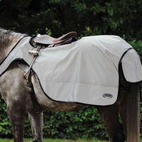 Produktbild von Weatherbeeta Reflektierende Wrap-Around Ausreitdecke für Pferde in Silber/Schwarz Größe M
