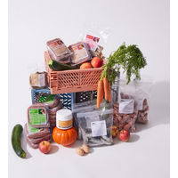 Produktbild von Welpenbox Fertigbarf und Kauspaß für Welpen mit Rind, Huhn, Lamm, Fisch und Ente