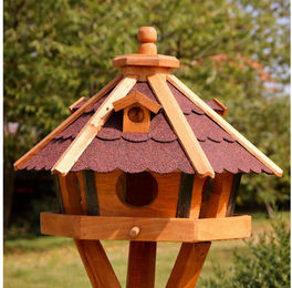 Produktbild von Wetterfestes Vogelhaus aus Holz mit Futterautomat als Holzdeko für Vögel