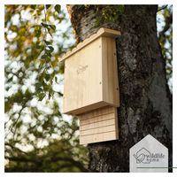 Produktbild von WILDLIFE HOME Fledermauskasten aus Holz mit Rindendach nach NABU-Standard