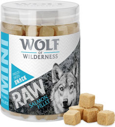 Produktbild von Wolf of Wilderness RAW Snacks Gefriergetrocknete Mini Lachsfilet Würfel für Hunde 50 g