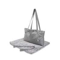 Produktbild von WOLTERS Sweet Dreams Reisebett Hundedecke aus Polyester mit OEKO-TEX Standard
