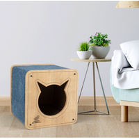 Produktbild von Woofy Pet Kratzbaum aus Holz für Katzen in Braun oder Grau Größe S