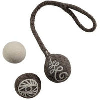 Produktbild von Wooliie Hunde-Spielset aus 100 % naturbelassener Schurwolle in Grau mit Rope Ball und Rattle Ball 3er-Bundle