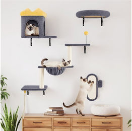 Yaheetech Katzen-Kletterwand Set 4-teilig mit Kratzsäule und Katzenhöhle in Grau mit Sisal – Bild 1 von 5