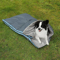 Produktbild von yourGEAR Lodi 3-in-1 Hundeschlafsack 120x100 cm wasserdichte Hundedecke und Thermodecke für Hunde inklusive Packsack in Grau - 1 Stk.