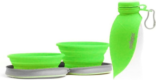 Produktbild von Zwei faltbare Hundenäpfe mit Wasserflasche für unterwegs - 570 ml