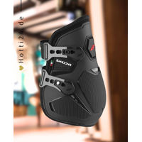 Produktbild von Zandona Streichkappen Carbon Professional hinten Schwarz Neopren Gamaschen