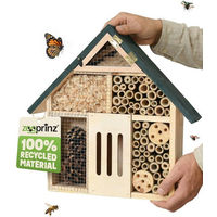 Produktbild von Zooprinz Insektenhotel XXL zum Aufhängen aus Vollholz mit Bambus und Tannenzapfen 28,5 x 41 cm
