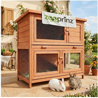 Produktbild von Zooprinz Kleintierstall Mukkel aus lasiertem Massivholz mit Rampe und Klappdach für Kaninchen und Meerschweinchen, 104x94x55 cm, Braun